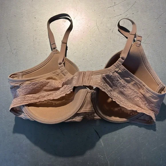 Natori 38C - Picture 2 of 4